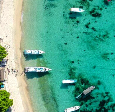 Nusa Lembongan – private yacht charter Bali