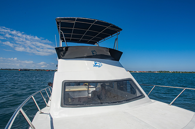 Trigger gallery – yacht charter Bali